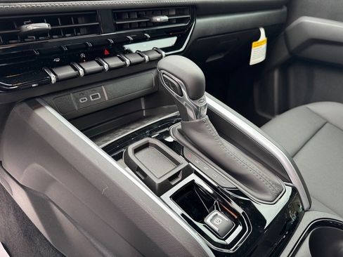 New 2026 Chevrolet Colorado LT w/ LT Convenience Package image 18