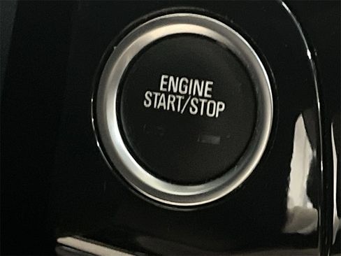 Used 2021 Buick Encore Preferred w/ Safety Package image 22