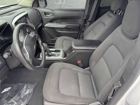 Used 2022 Chevrolet Colorado LT w/ LT Convenience Package RWD image 15