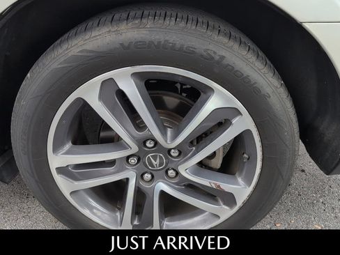 Used 2018 Acura MDX FWD w/ Advance Package image 11