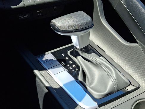 New 2026 Hyundai Elantra SE FWD image 10