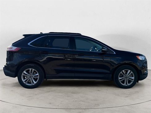 Used 2020 Ford Edge SEL w/ Convenience Package image 5