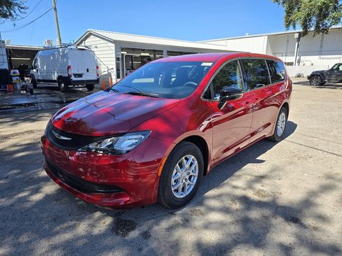 New 2026 Chrysler Voyager LX image 2