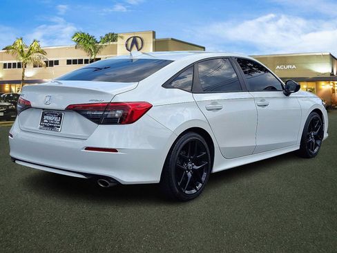 Used 2024 Honda Civic Sport image 7