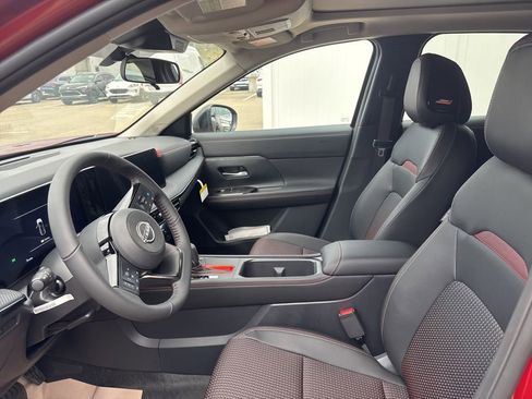 New 2026 Nissan Kicks SR w/ SR Premium Package AWD/4WD image 26