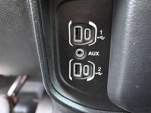 Used 2023 RAM 1500 Big Horn AWD/4WD image 17