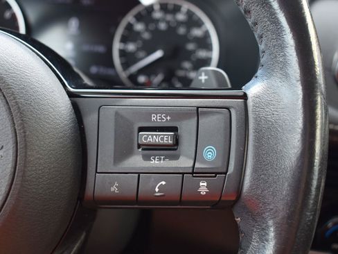 Used 2021 Nissan Rogue SV w/ Premium Package FWD image 37