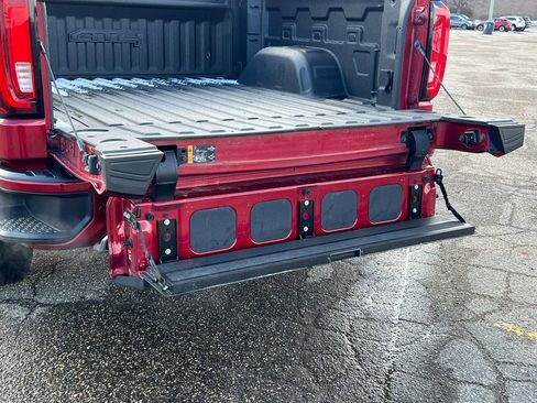 Used 2019 GMC Sierra 1500 AT4 w/ AT4 Premium Package image 13