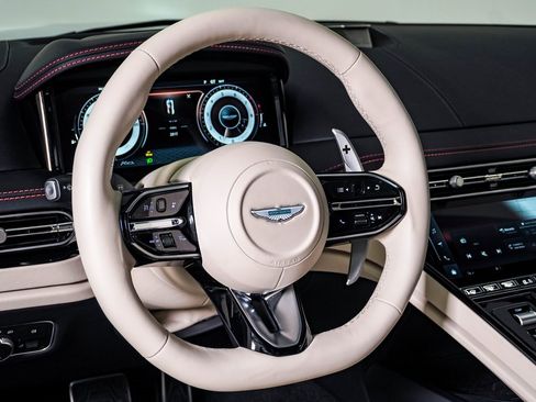 Used 2024 Aston Martin DB12 Coupe image 25