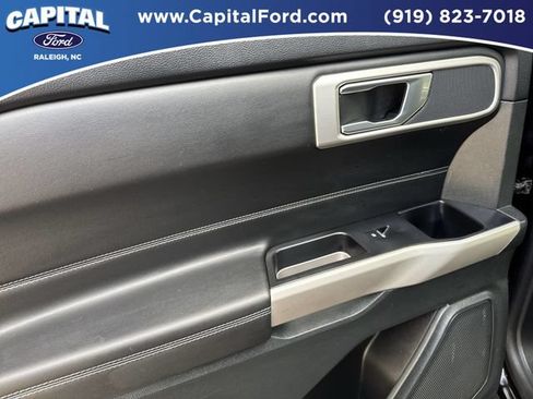 Certified 2024 Ford Explorer XLT w/ Equipment Group 202A RWD image 17