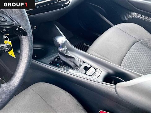 Certified 2020 Toyota C-HR LE image 15