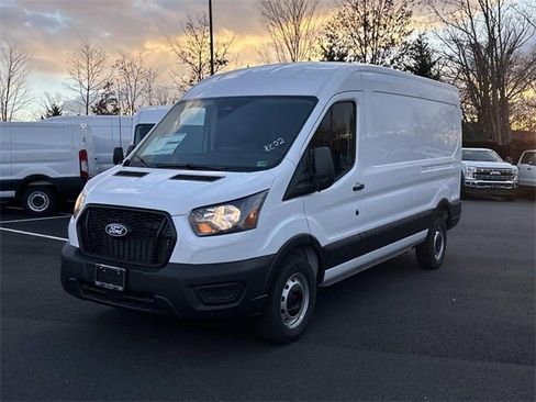 New 2026 Ford Transit 250 148 Medium Roof image 5