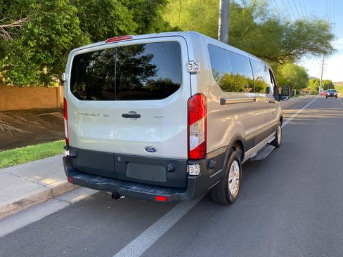 Used 2017 Ford Transit 350 XLT RWD image 8