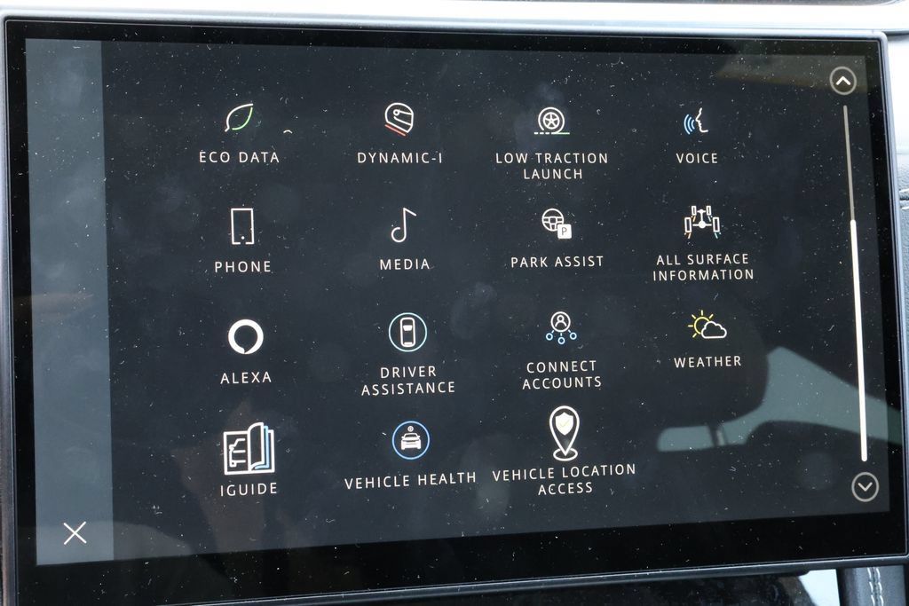 Certified 2026 Jaguar F-PACE R-Dynamic S AWD/4WD image 21