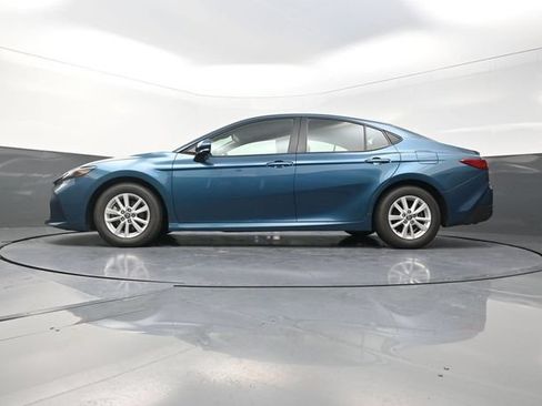 Certified 2025 Toyota Camry LE FWD image 33