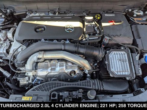 New 2026 Mercedes-Benz GLB 250 4MATIC image 10