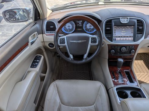 Used 2011 Chrysler 300 C w/ Sound Group RWD image 14