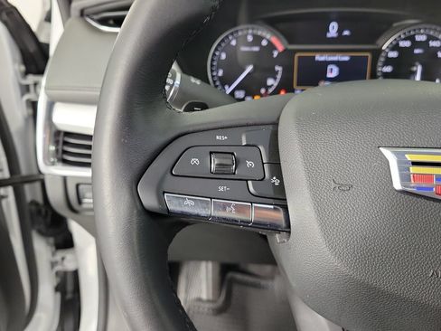 Used 2023 Cadillac XT4 Premium Luxury FWD image 21