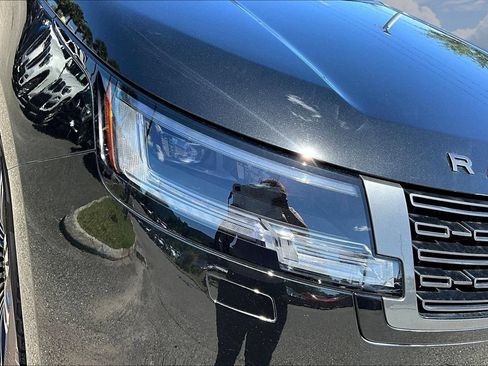 Used 2023 Land Rover Range Rover SE AWD/4WD image 30