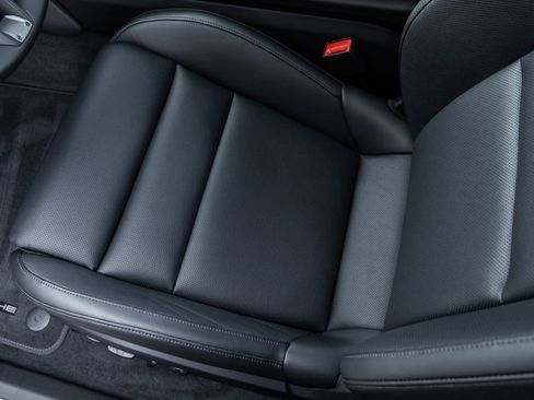 New 2026 Porsche Taycan image 26