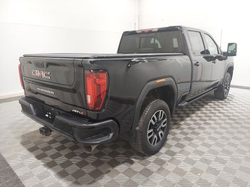 Used 2021 GMC Sierra 2500 AT4 w/ AT4 Premium Plus Package AWD/4WD image 3