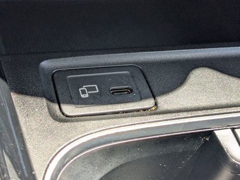 Certified 2021 Mercedes-Benz GLA 35 AMG 4MATIC image 8