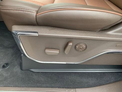 New 2025 Ford F350 King Ranch w/ FX4 Off-Road Package image 22