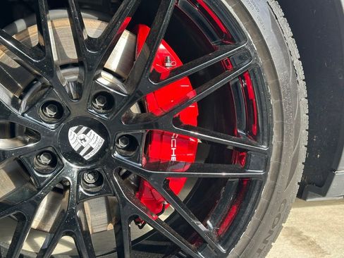 Used 2025 Porsche Macan 4S Electric image 45