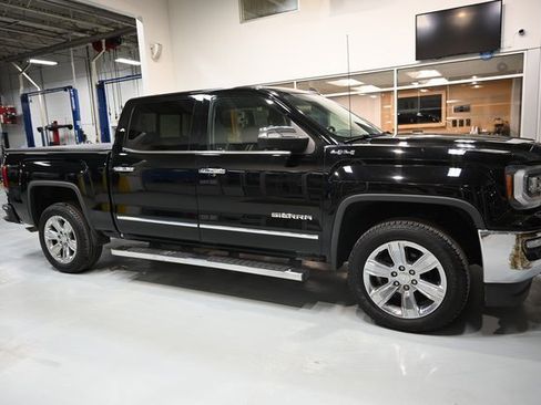 Used 2018 GMC Sierra 1500 SLT image 4