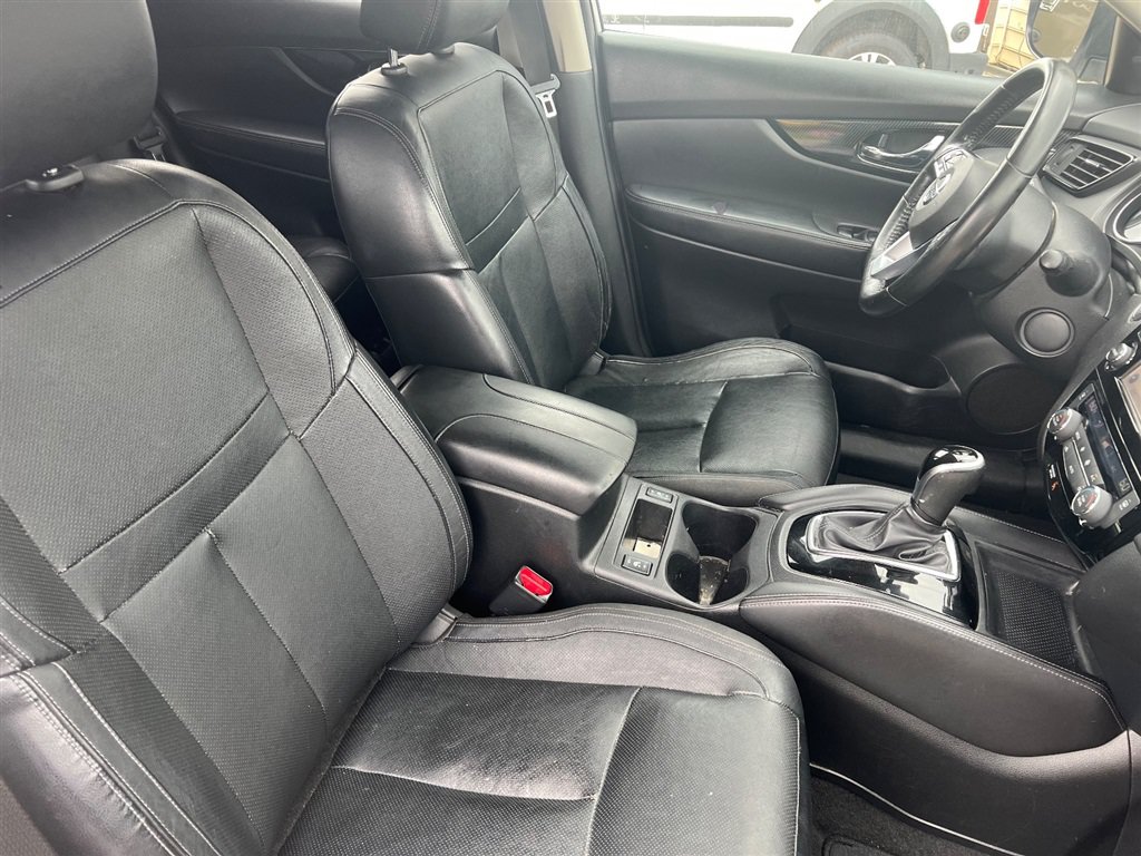 Used 2017 Nissan Rogue SL FWD image 13