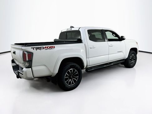 Used 2021 Toyota Tacoma TRD Sport w/ Technology Package AWD/4WD image 5