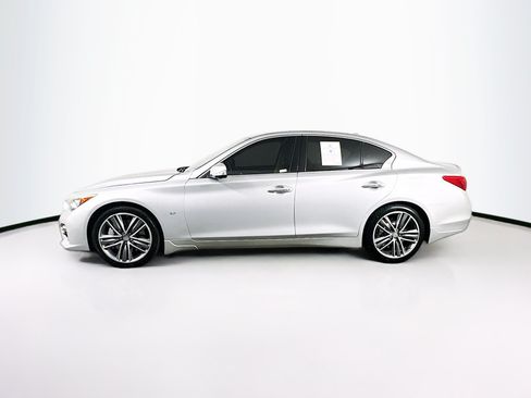 Used 2015 INFINITI Q50 AWD w/ Technology Package image 4