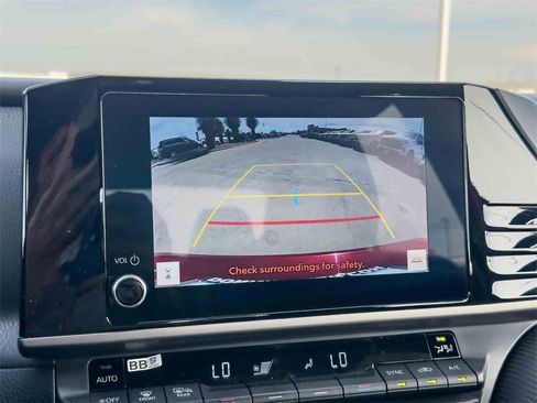 Certified 2025 Toyota Camry SE image 30