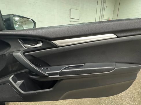 Used 2020 Honda Civic Sport image 23