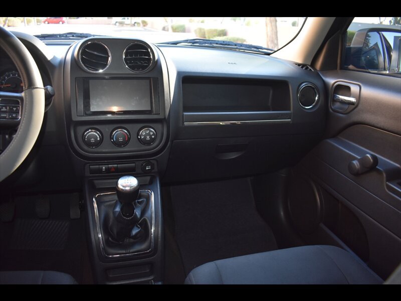 Used 2015 Jeep Patriot Sport FWD image 28