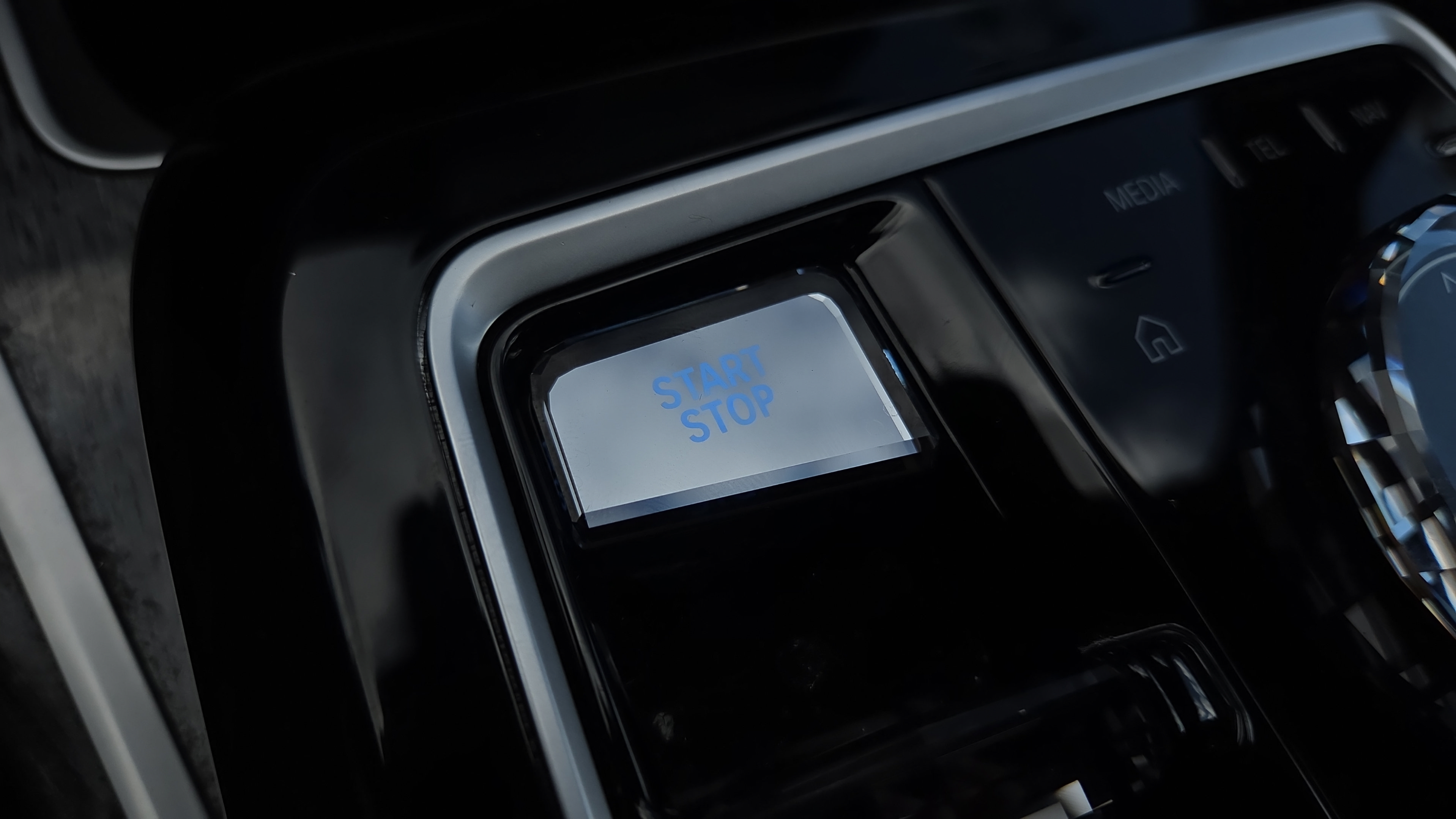 Certified 2023 BMW i7 xDrive60 AWD/4WD image 34