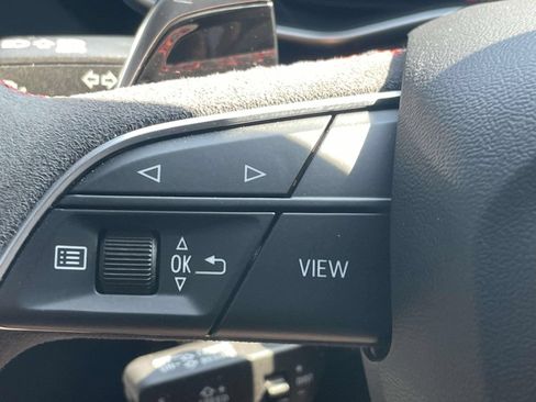 Used 2022 Audi RS Q8 w/ Black Optic Package AWD/4WD image 22