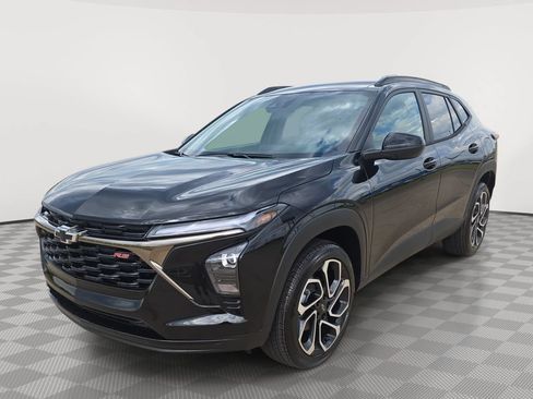 New 2026 Chevrolet Trax RS w/ Driver Confidence Package FWD image 3
