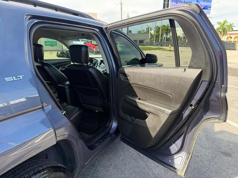 Used 2014 GMC Terrain SLT FWD image 25