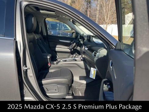 New 2025 MAZDA CX-5 AWD 2.5 S w/ Premium Plus Pkg image 29