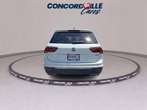 Used 2020 Volkswagen Tiguan SE w/ Panoramic Sunroof Package AWD/4WD image 5