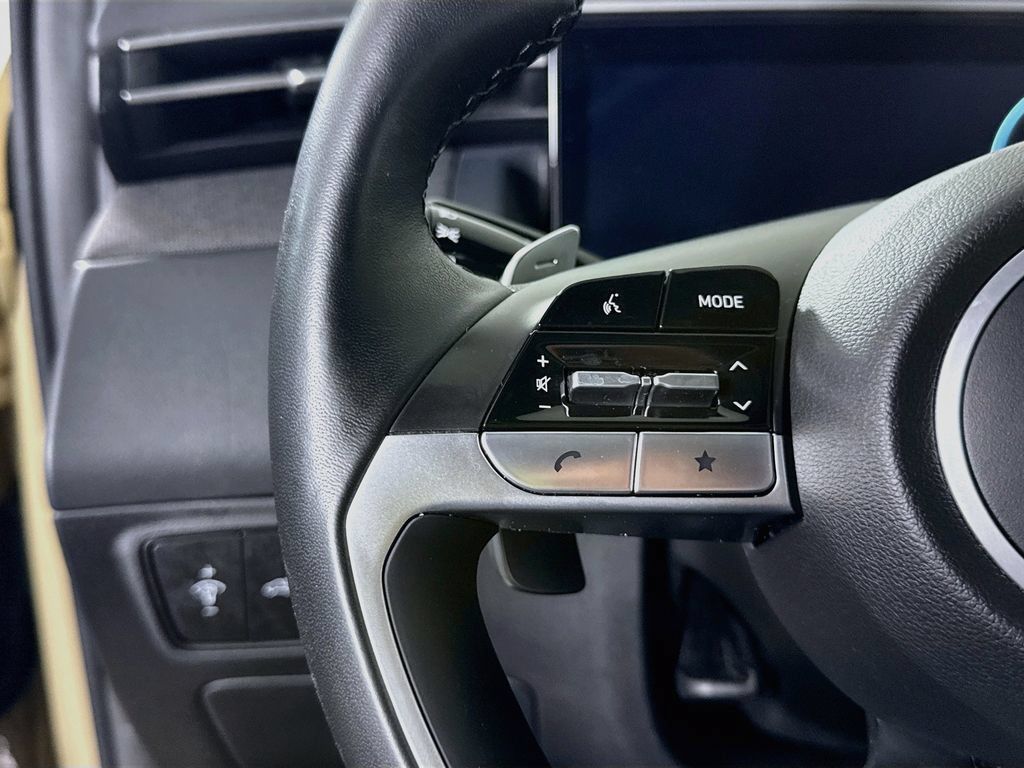 Certified 2024 Hyundai Santa Cruz Limited AWD/4WD image 25