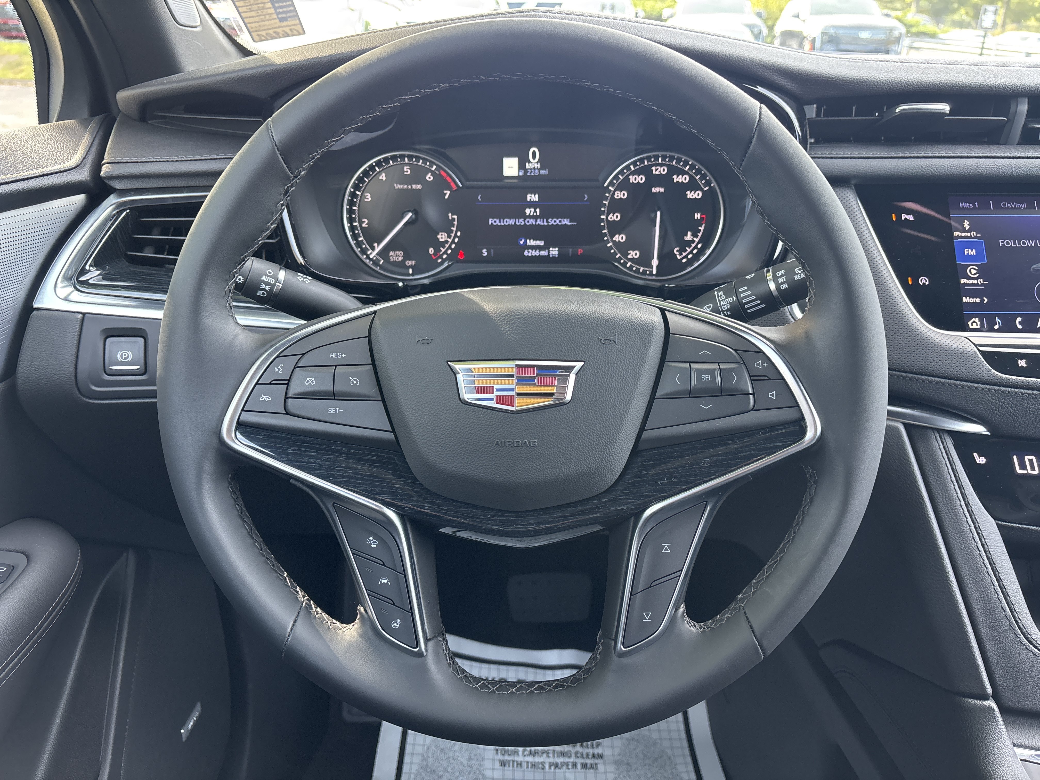 Used 2025 Cadillac XT5 Premium Luxury AWD/4WD image 24
