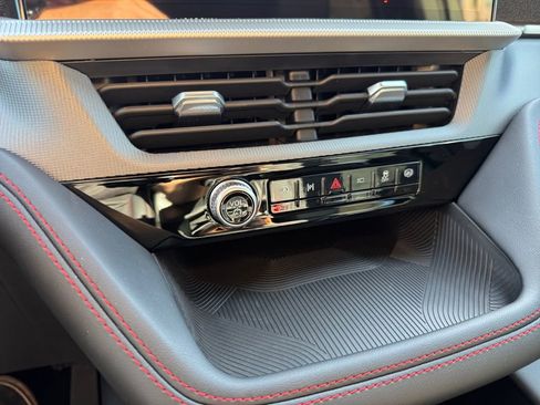 New 2026 Ford Explorer ST-Line w/ ST-Line Street Pack image 38