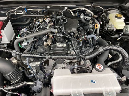 Certified 2026 Toyota Tacoma SR5 image 18