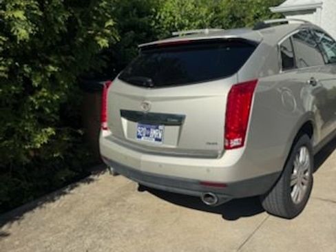 Used 2013 Cadillac SRX Luxury w/ Driver Awareness Package FWD image 5