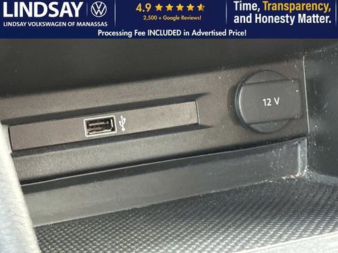 Used 2018 Volkswagen Tiguan S image 17