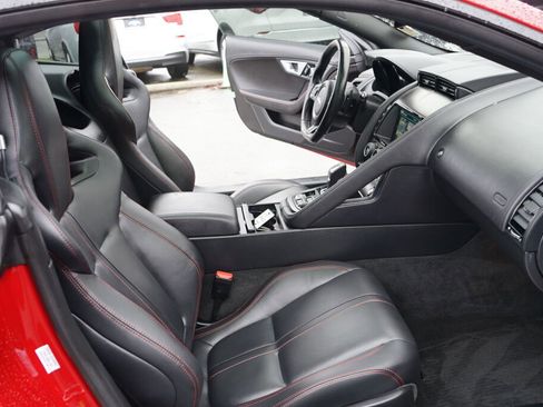 Used 2017 Jaguar F-TYPE S image 13