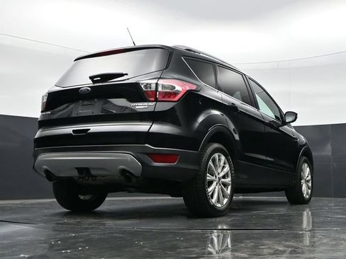 Used 2017 Ford Escape Titanium AWD/4WD image 34