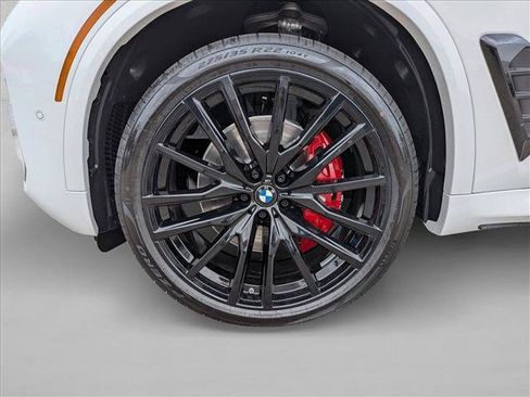 Used 2026 BMW X5 sDrive40i w/ M Sport Package RWD image 10